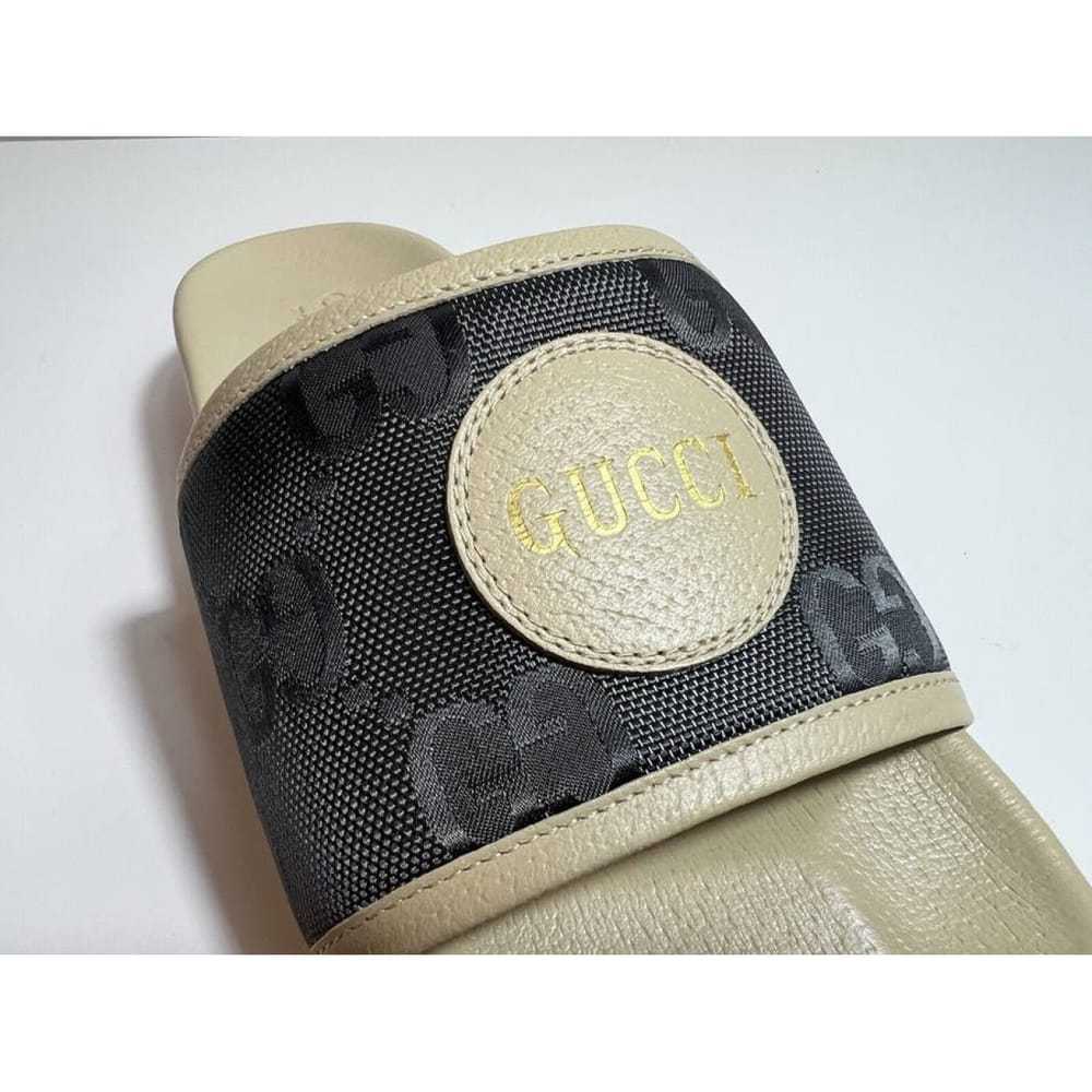 Gucci Cloth flip flops - image 8