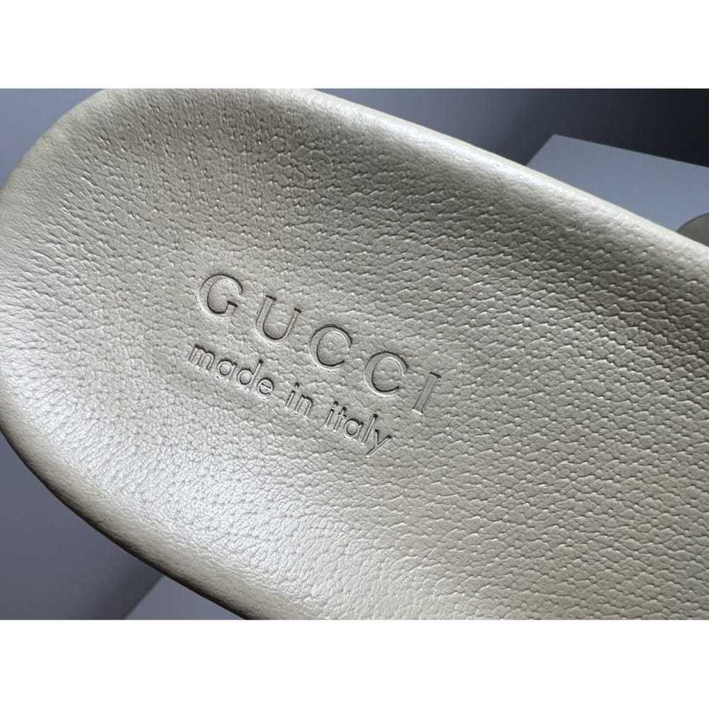 Gucci Cloth flip flops - image 9