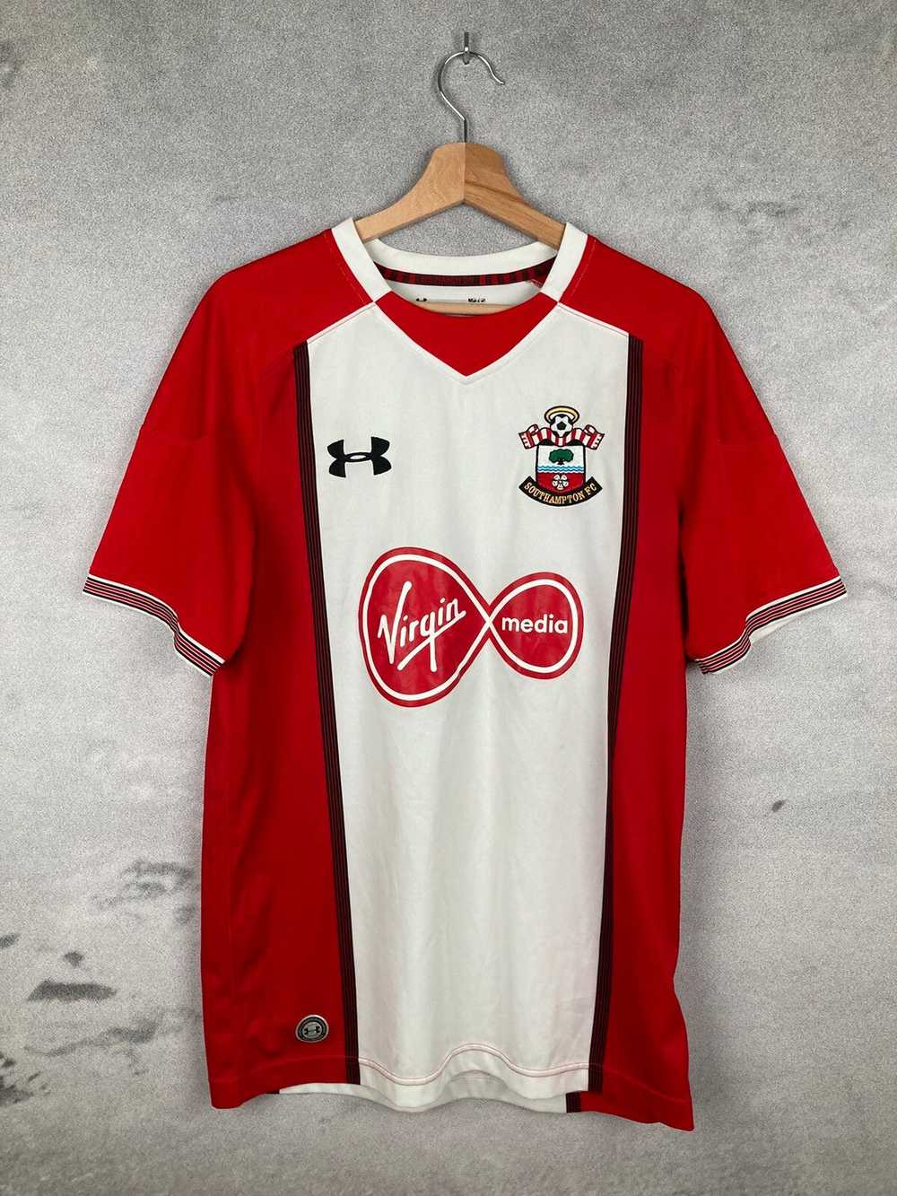 Soccer Jersey × Under Armour Vintage Southampton … - image 1