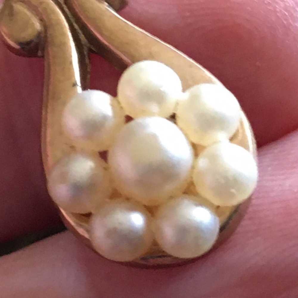 Vintage Vintage 50s gold tone pearl accent earrin… - image 5