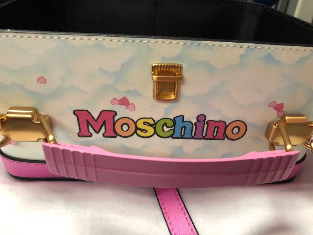 Moschino Moschino x Pony printed leather shoulder… - image 5