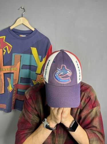 NHL × Streetwear × Vintage Vintage Vancouver Canu… - image 1