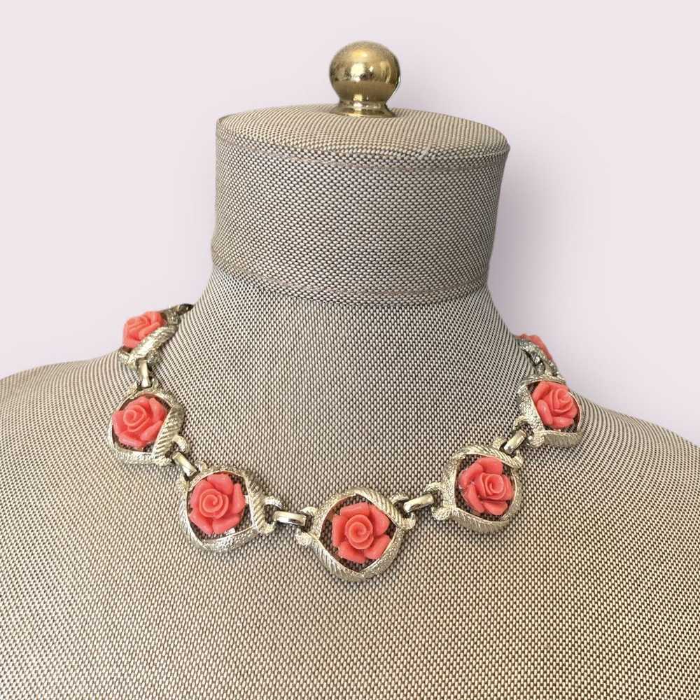 Vintage VTG Coral Floral Necklace - image 1