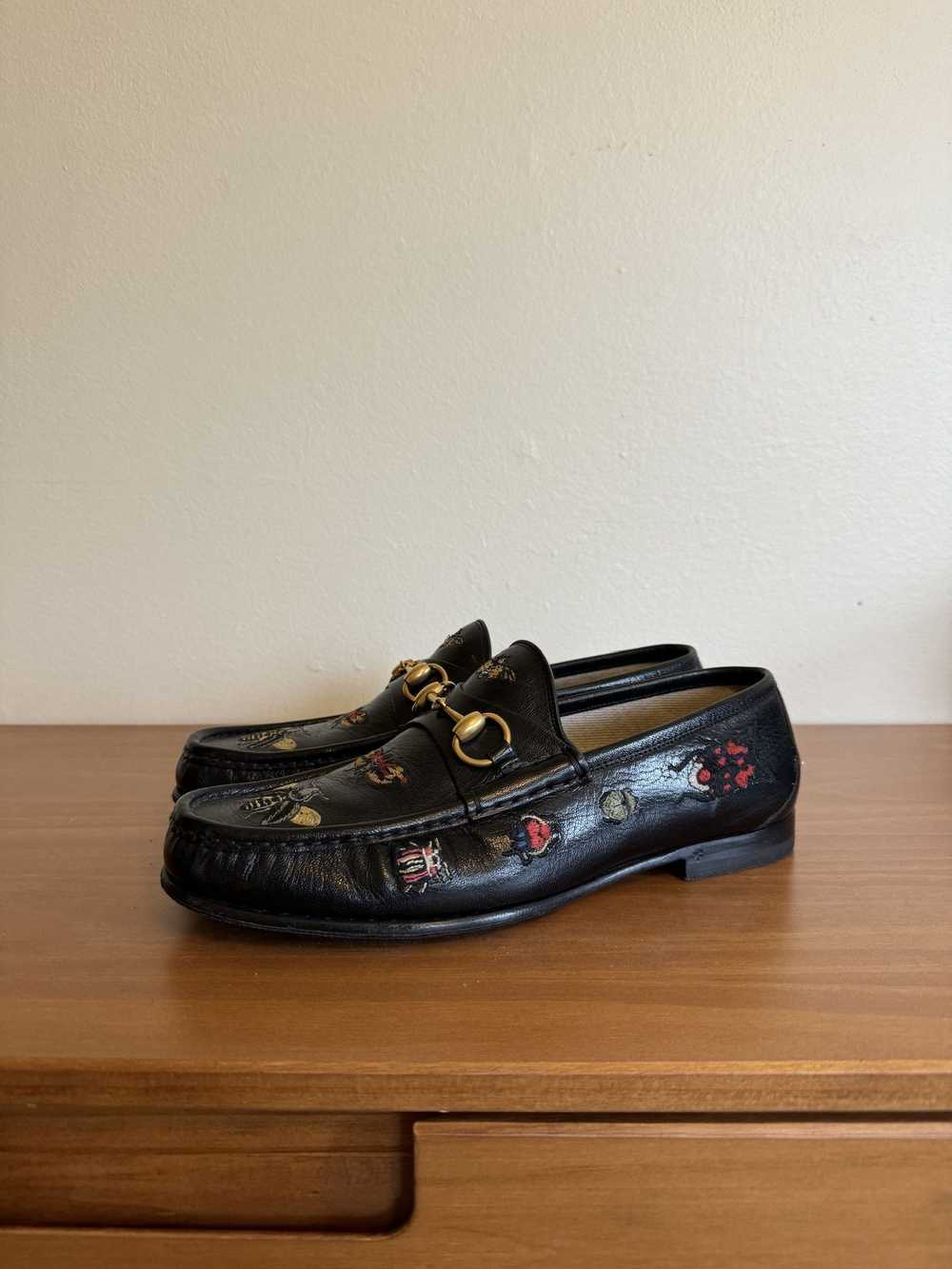 Gucci 1953 Embroidered Horsebit Loafers - image 2