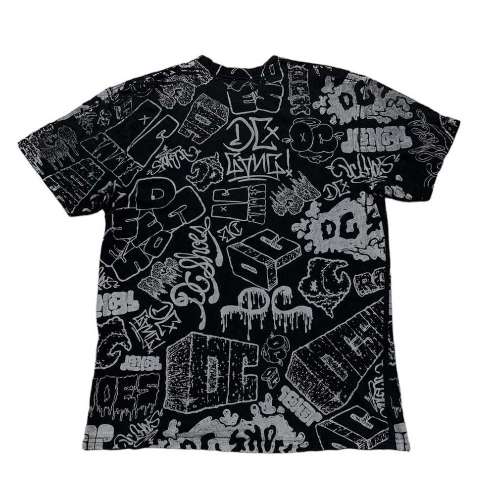 Dc × Streetwear Vtg DC Shoe Co All Over Print T-S… - image 5