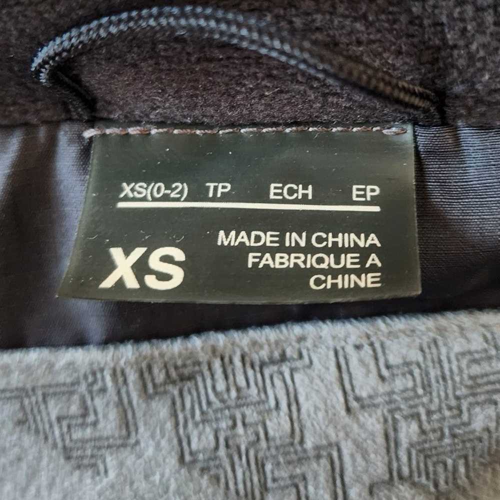 Nike Black Puffer Jacket size XSmall 0-2 - image 8