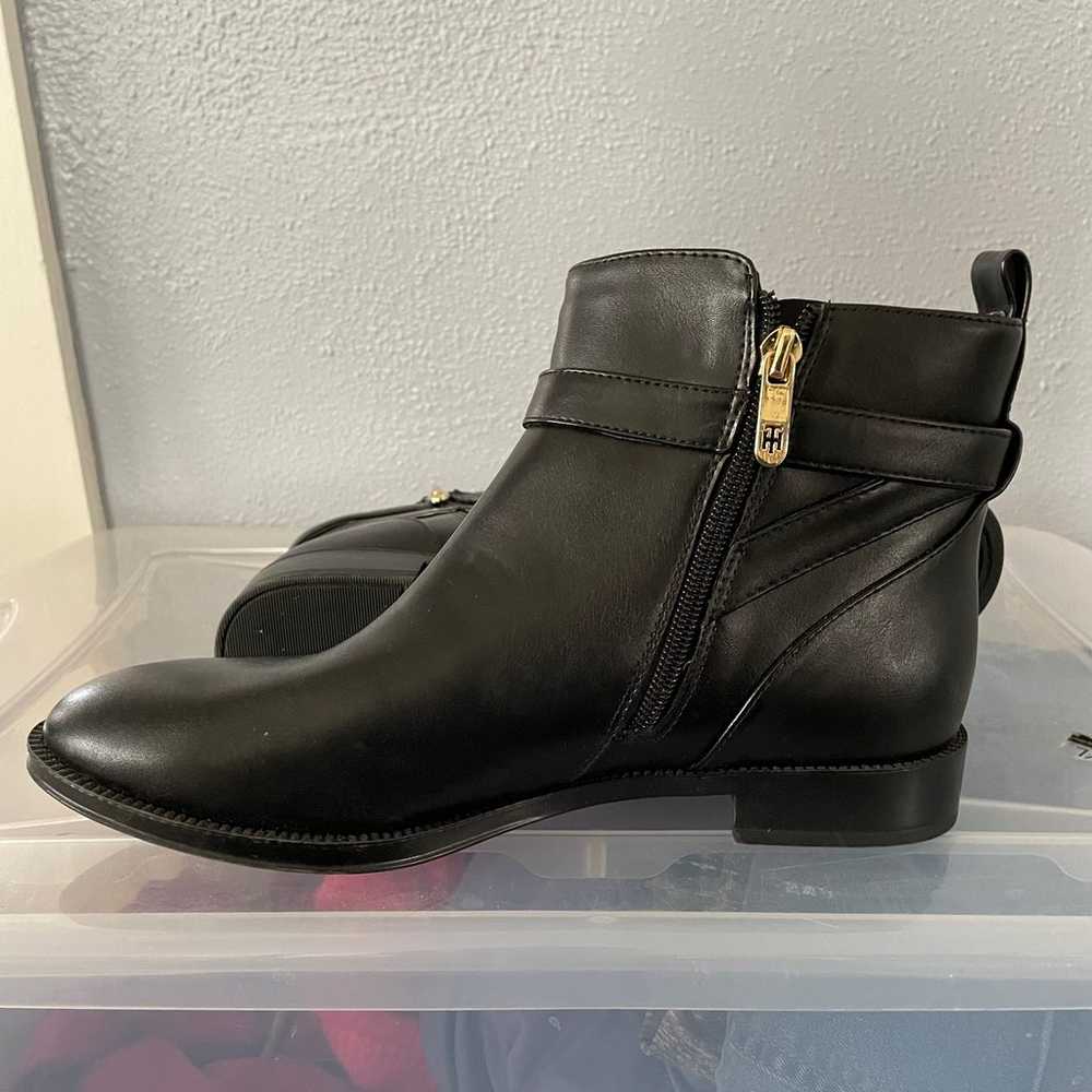 Tommy Hilfiger Black Leather Heel Chelsea Boots W… - image 2