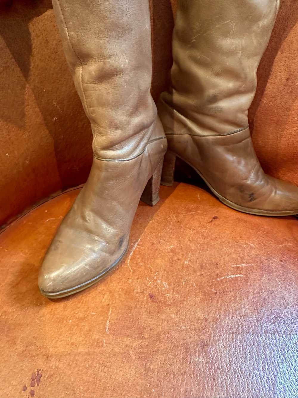 1970's Casual High Heeled Frye Boots - 7.5 - image 3