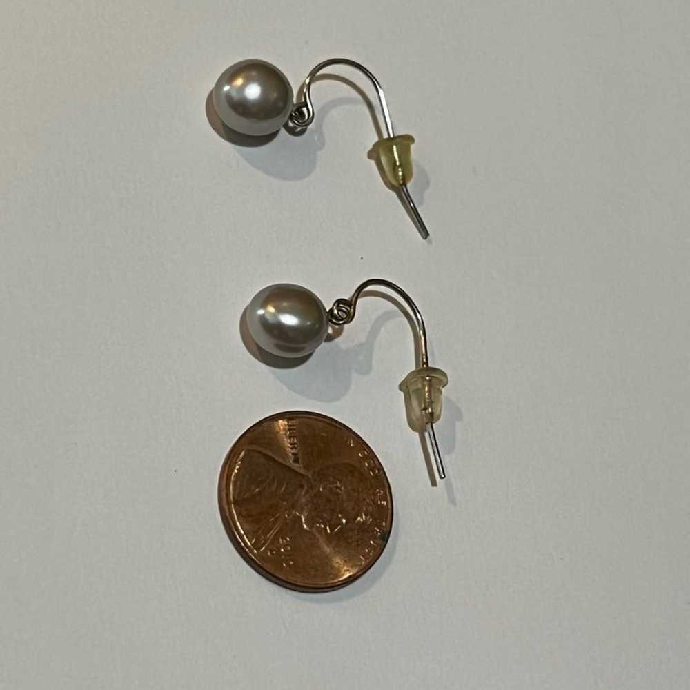 Vintage Freshwater Pearl Dangle Earrings - image 4