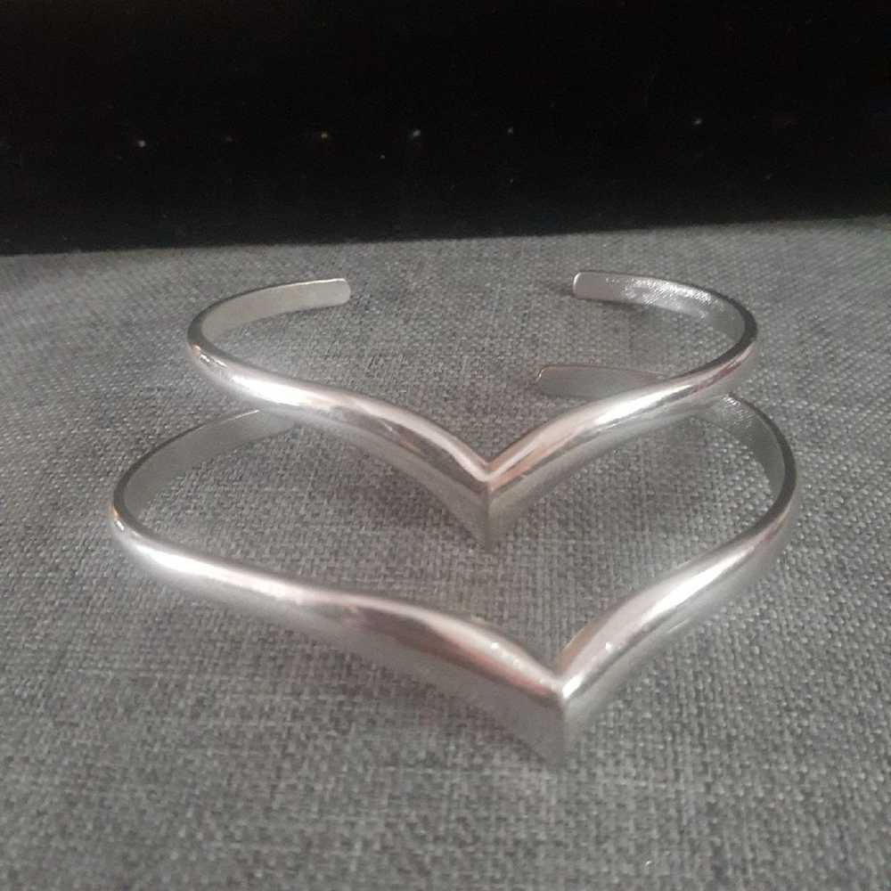 Avon silvertone bangle Bracelet. 2 piece set - image 2