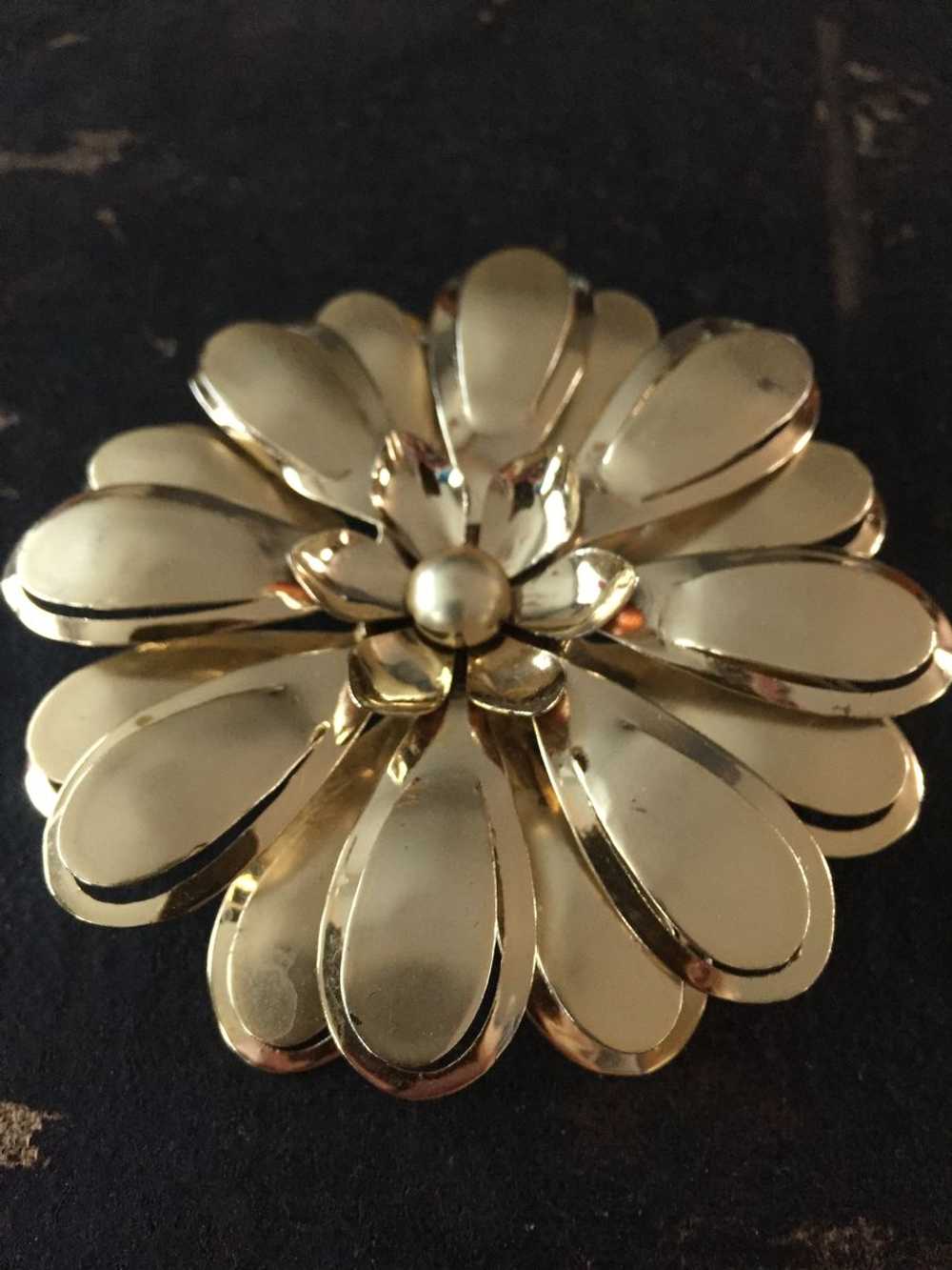 Vintage Large Gold Tone Metal Flower Brooch - image 2