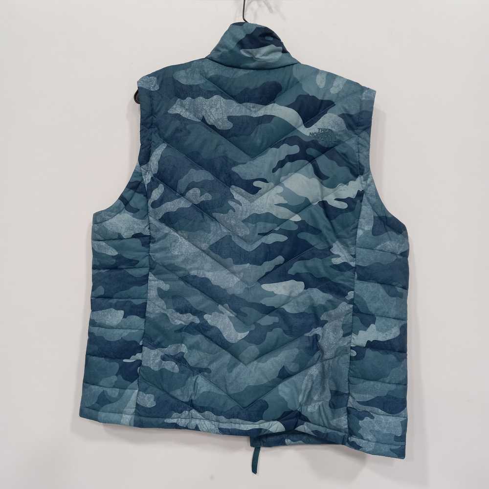 The North Face Blue Camouflage Puffer Vest Women'… - image 4