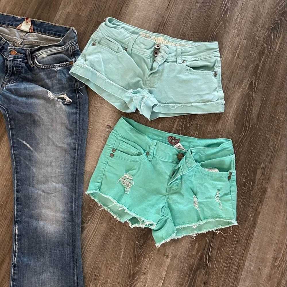 Guess jeans and others clothes bundle - image 3
