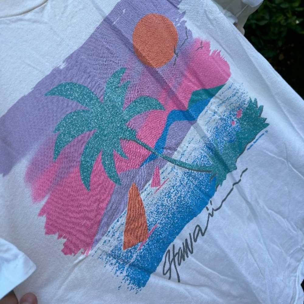 Vintage 1980s Hawaii Graphic T-Shirt - image 2