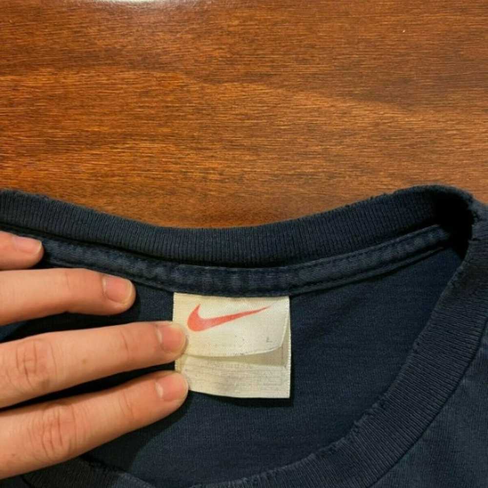 Vintage Nike Embroidered Mini Swoosh T SHIRT Navy… - image 3