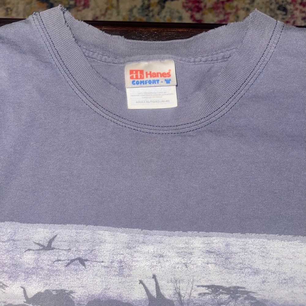 Early 2000s Hanes Graphic T Shirt - image 2