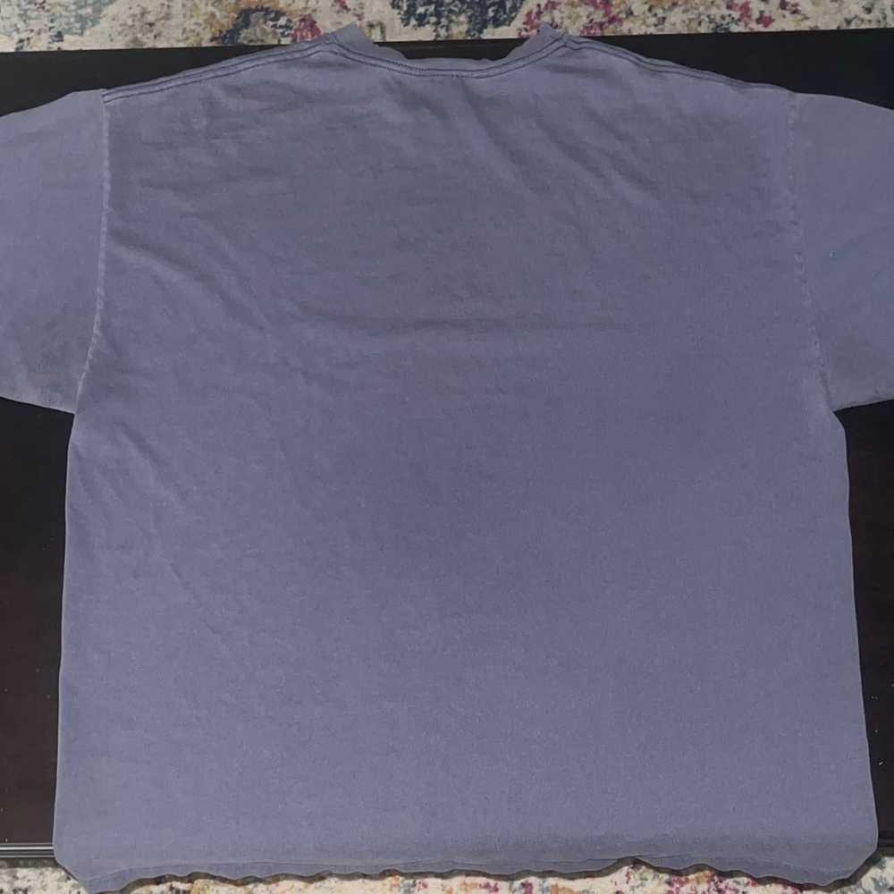 Early 2000s Hanes Graphic T Shirt - image 3