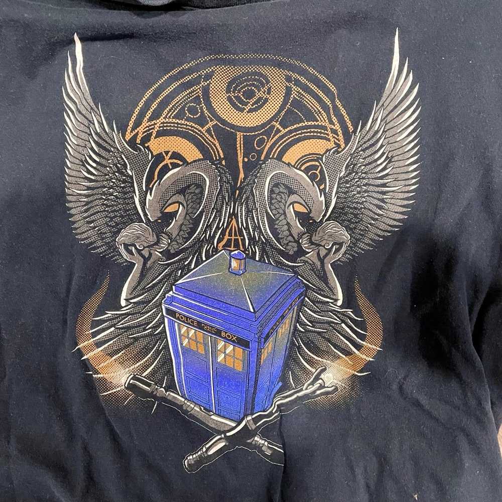 Doctor WHO “Angels Have the Phone Box” t-shirt ME… - image 4