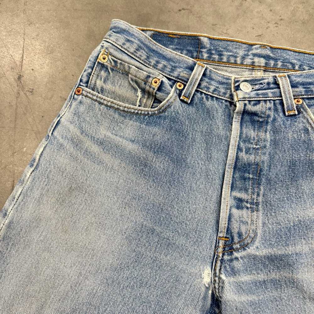 Vintage 1990s Levi’s Made in USA denim jeans men … - image 3