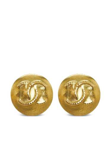CHANEL Pre-Owned CC-logo clip-on earrings - Gold
