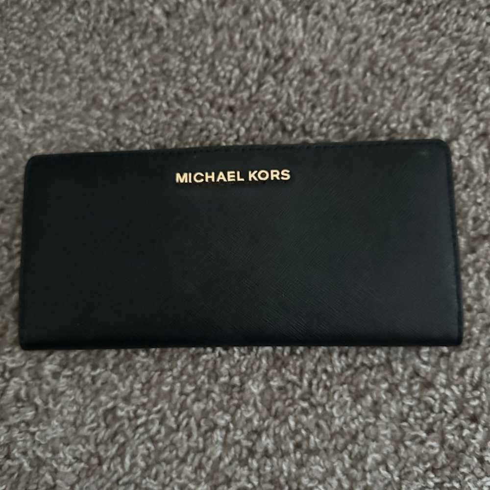 Authentic Michael Kors Purse + Wallet - image 6