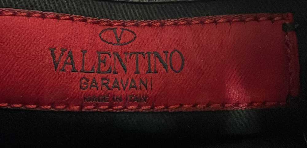 VALENTINO GARAVANI Rockstud Drawstring Bucket Bag… - image 8