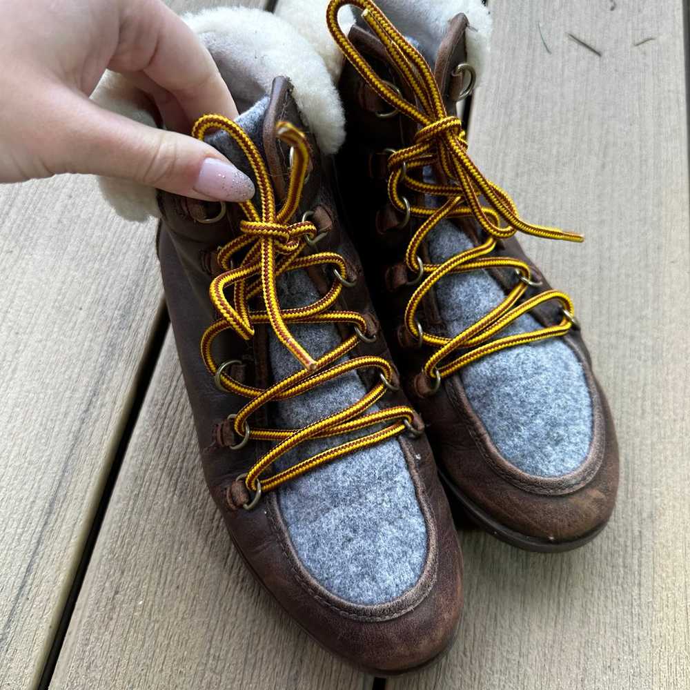 Sorel Harlow Lace Up Boots  Sheepskin Trim Dark B… - image 7