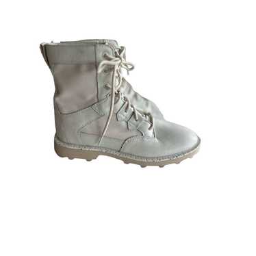 Sorel NWOT Women's OTM Caribou Snow Boots Sz. 9.5 - image 1