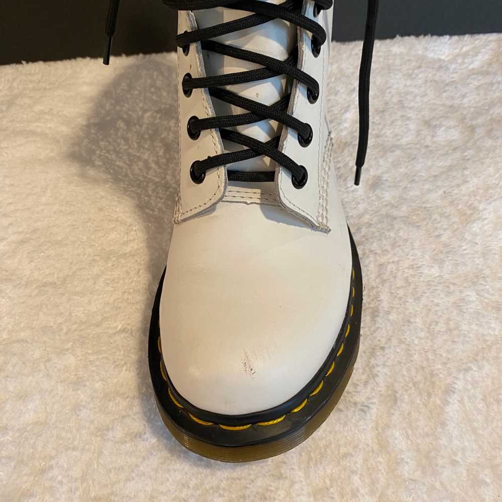 NWOT Doc Marten 1460 Women’s Smooth Leather Lace … - image 10