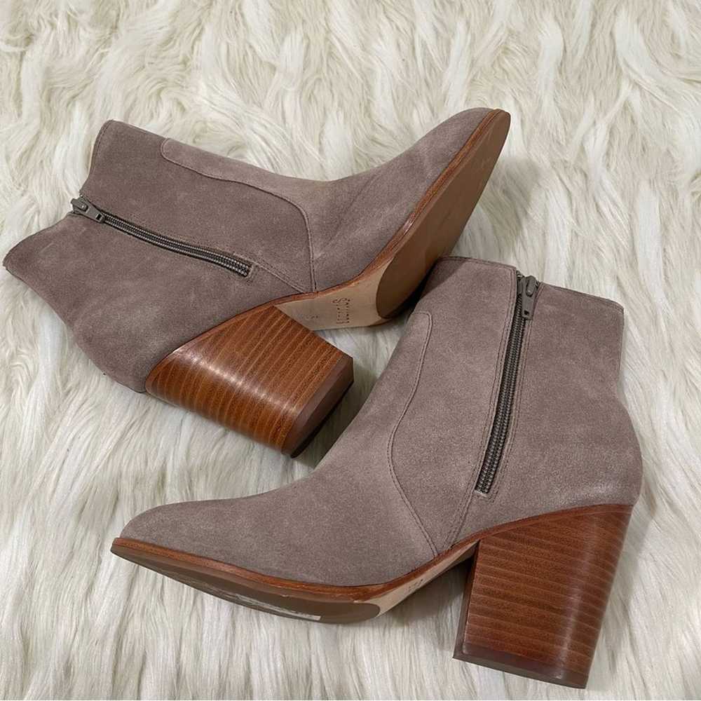 Women’s Soludos Taupe Leather Cowhide Heel Bootie… - image 12