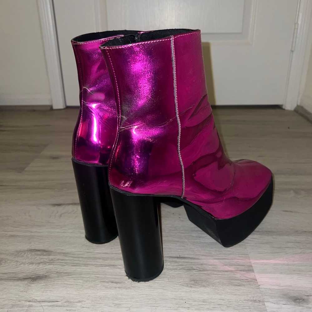 Heeled boots in pink - image 4