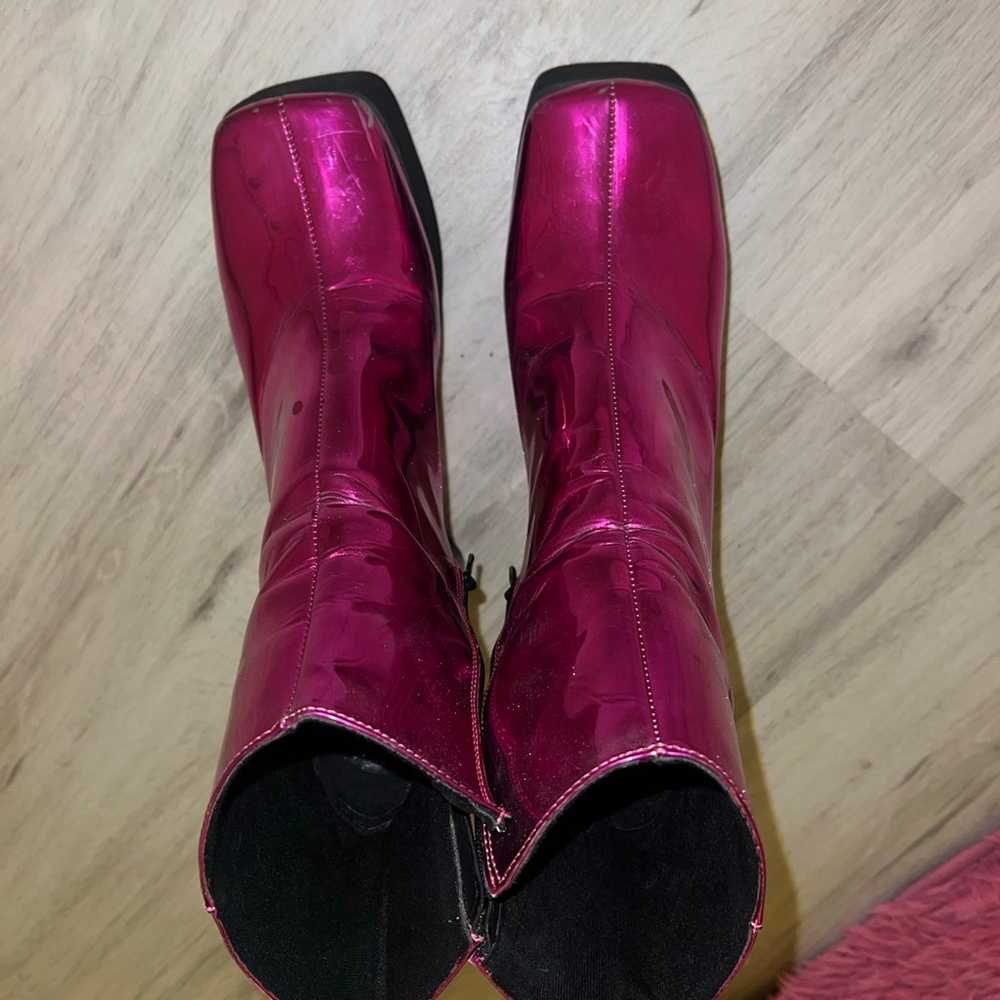 Heeled boots in pink - image 5