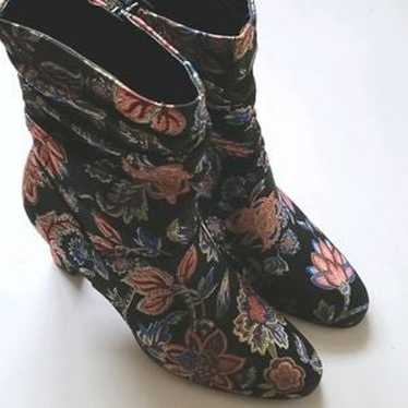 Naturalizer Ronnie floral jacquard slouchy boots … - image 1