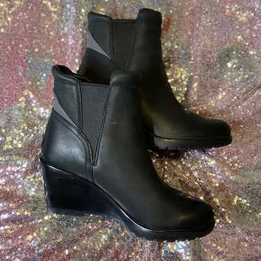 Sorel black winter boots