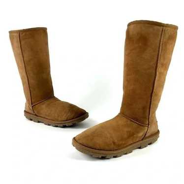Ugg Australia Classic Tall Chestnut Threadsole Bo… - image 1