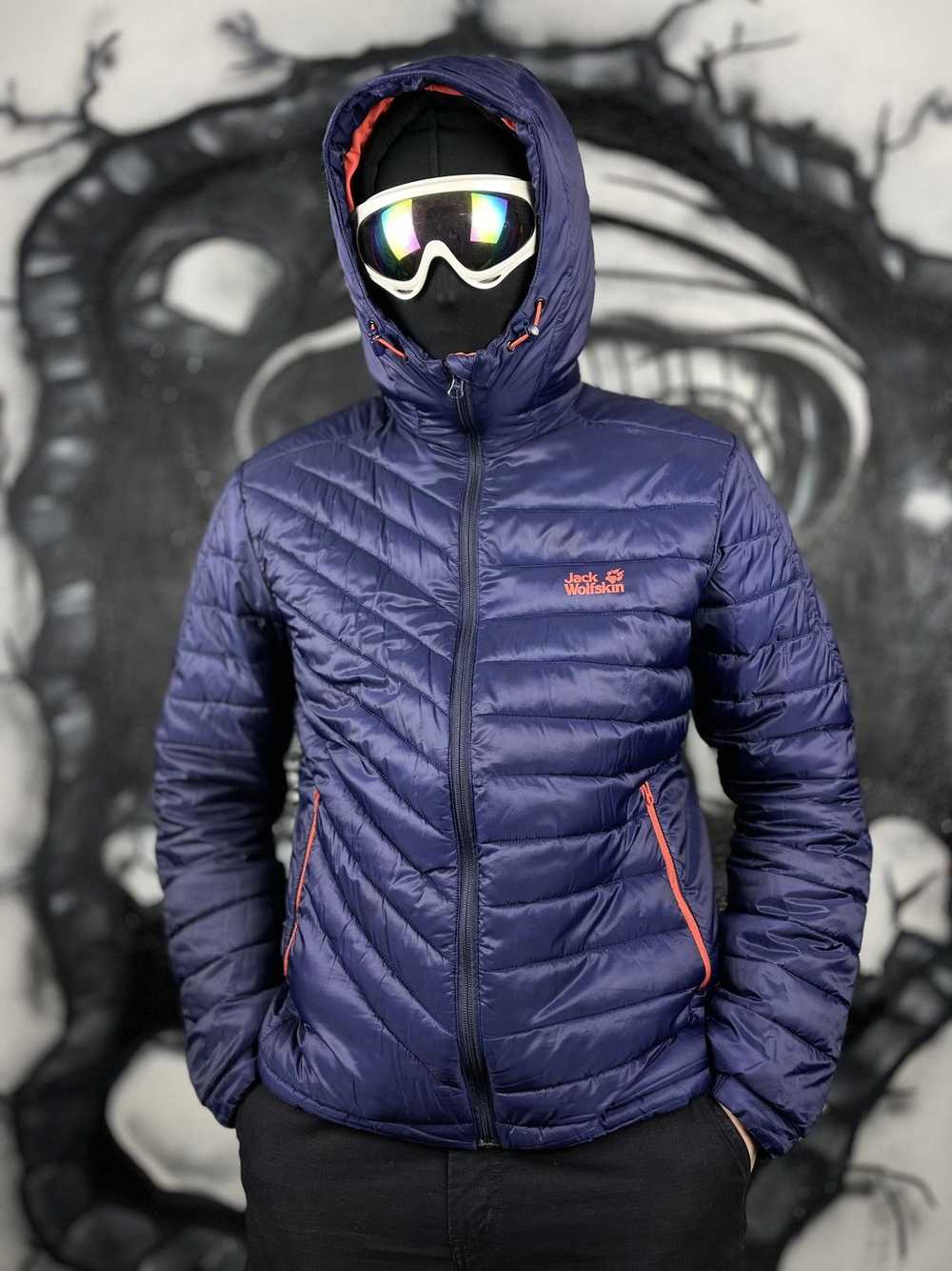 Jack Wolfskins × Outdoor Life Jack Wolfskin Micro… - image 2