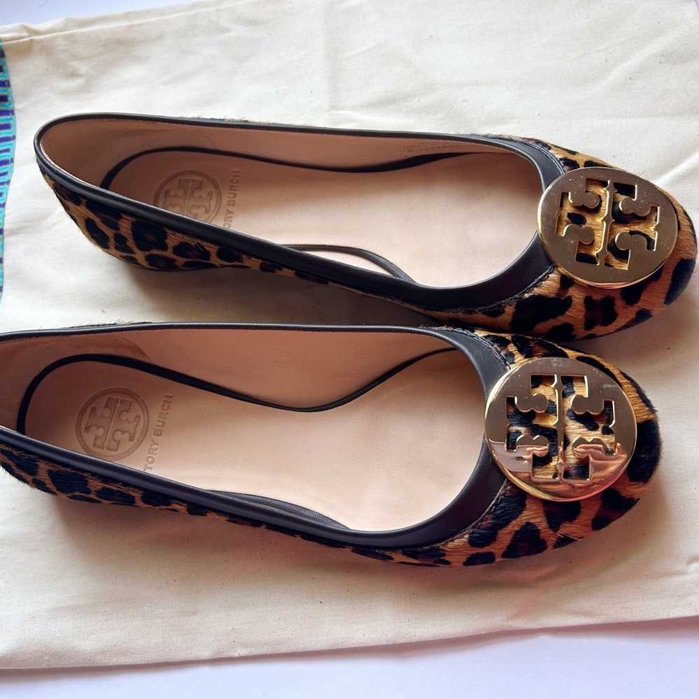 Tory Burch Leopard Fur Ballet Flats Shoes - image 1