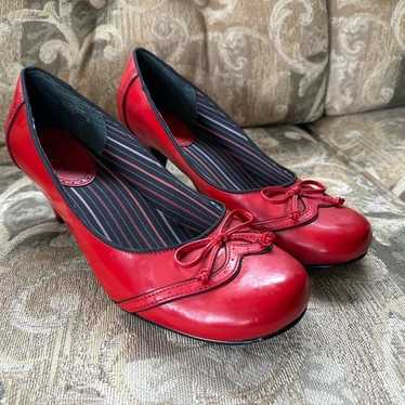 Women’s Red Heels 11 Closed Toe Ribbon Low Heel Mu