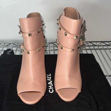 AUTHENTIC VALENTINO BOOTIES