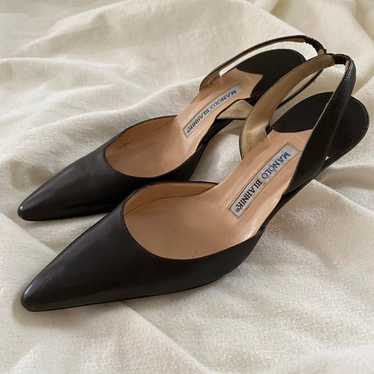 manolo blahnik brown kitten heels - image 1