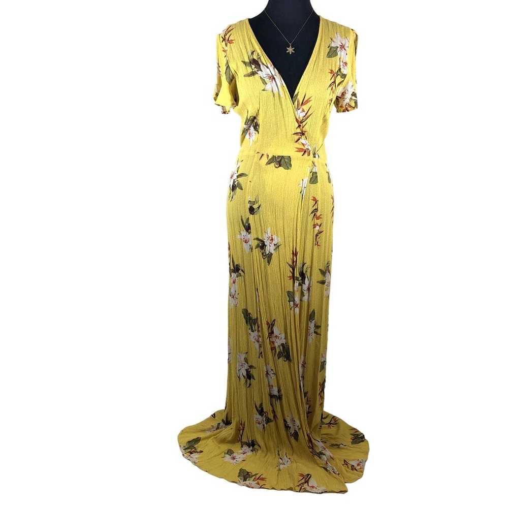 Lulus Maxi Wrap Floral Dress Size Medium V-Neck S… - image 1