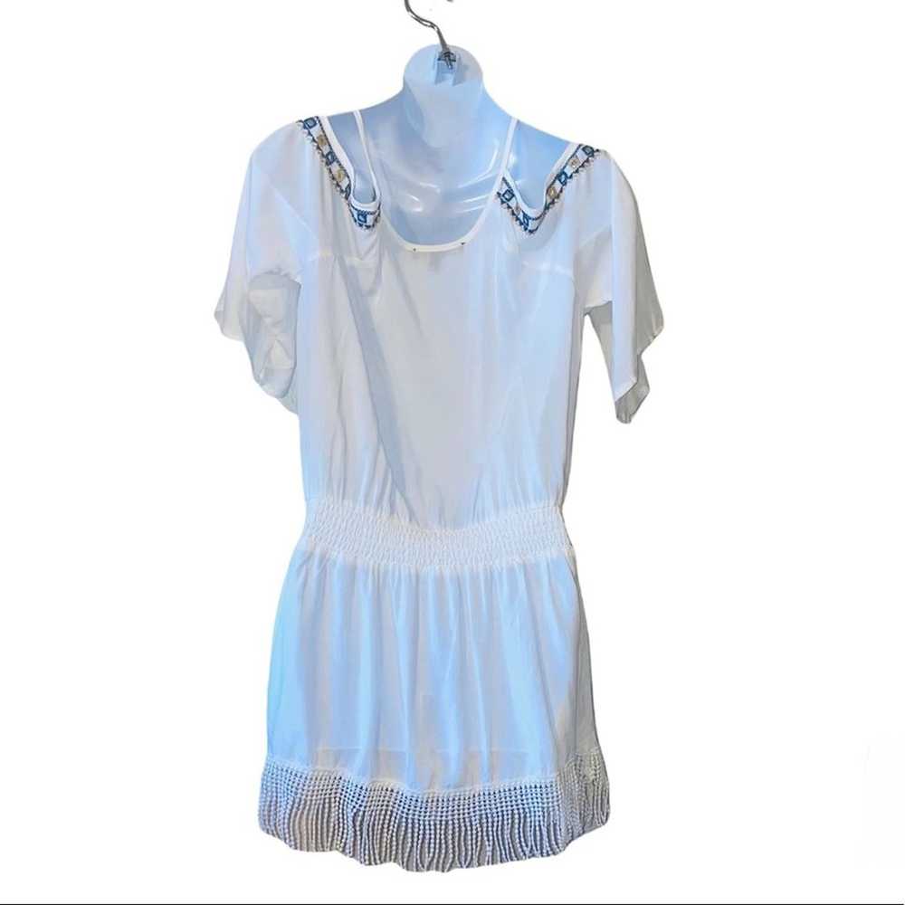 Romeo & Juliet Couture white cold shoulder elasti… - image 4