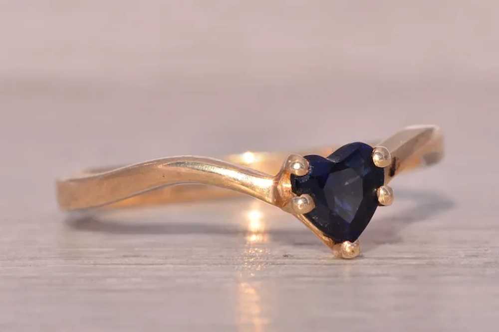 Heart Shaped Natural Sapphire Ring in Yellow Gold - image 2