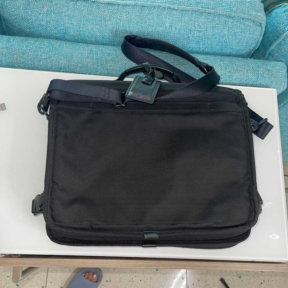Tumi Tumi Mens Travel Shoulder Bag Briefcase Frie… - image 2