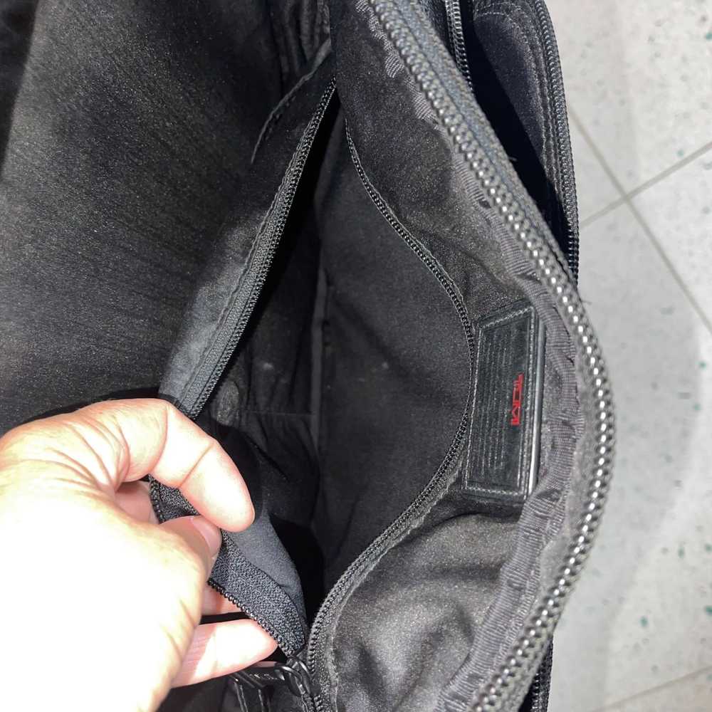 Tumi Tumi Mens Travel Shoulder Bag Briefcase Frie… - image 4