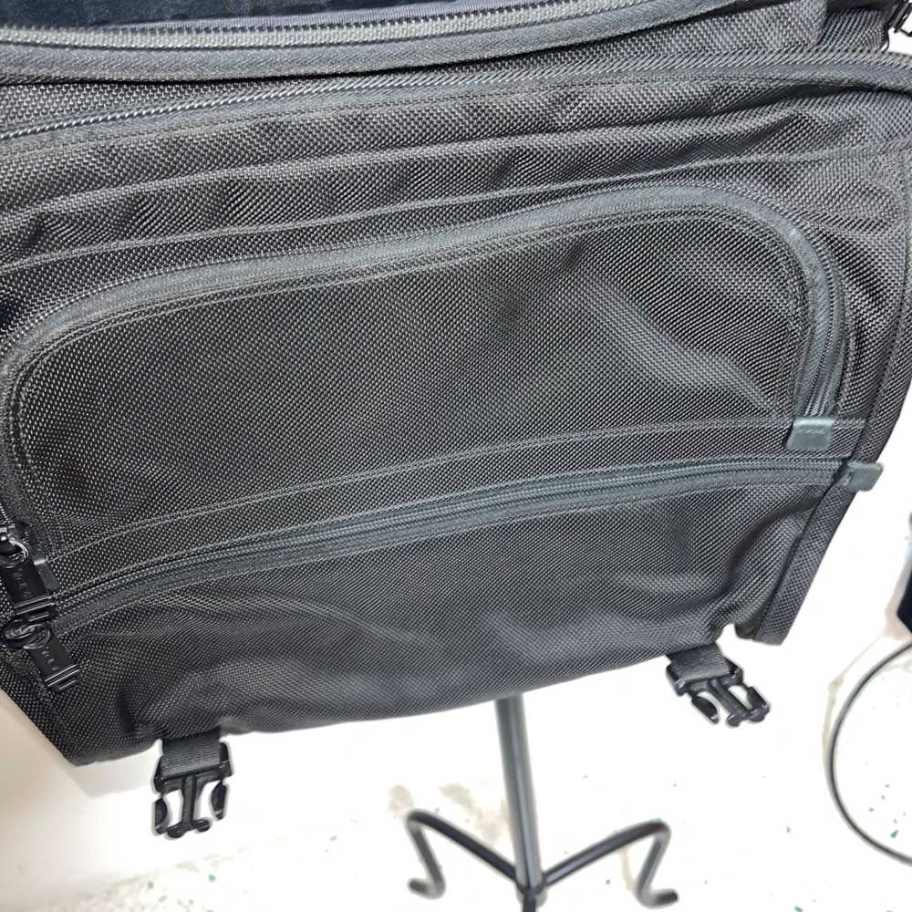 Tumi Tumi Mens Travel Shoulder Bag Briefcase Frie… - image 6