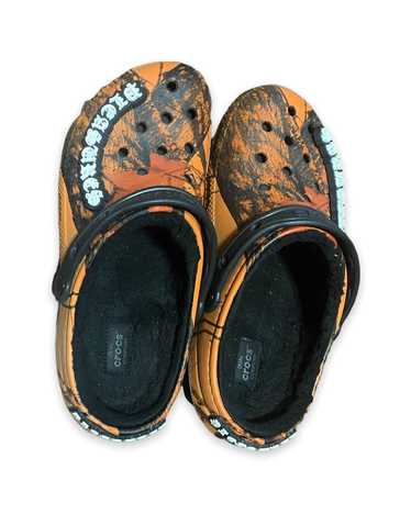 Pleasures Crocs Classic Clog Pleasures × Mossy Oak - image 1