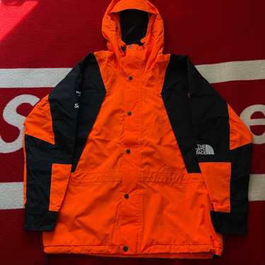 2024年ファッション福袋 Supreme TNF Mountain Light Jacket orange ...