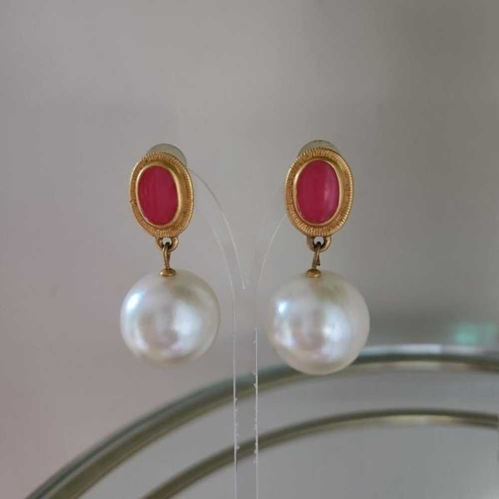 Vintage unmarked Pearl Drop Gold & Pink Clip-on E… - image 2