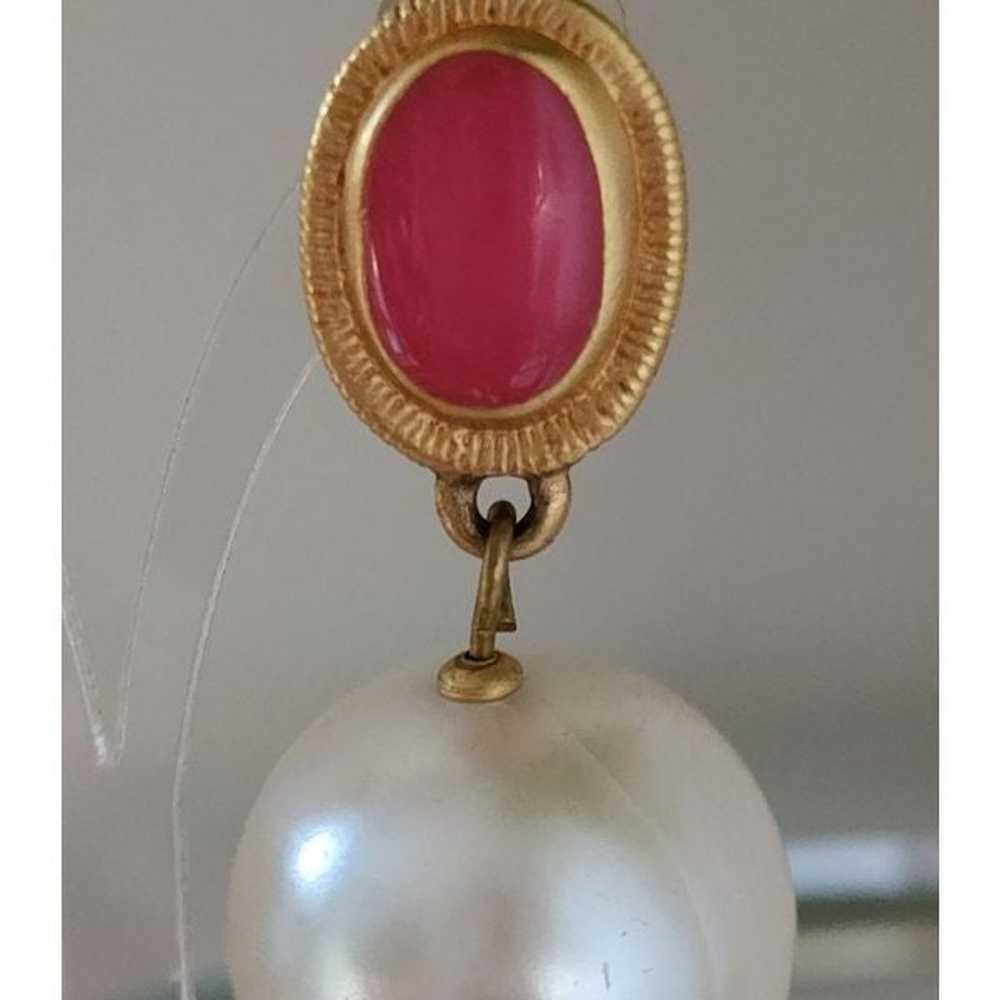 Vintage unmarked Pearl Drop Gold & Pink Clip-on E… - image 3